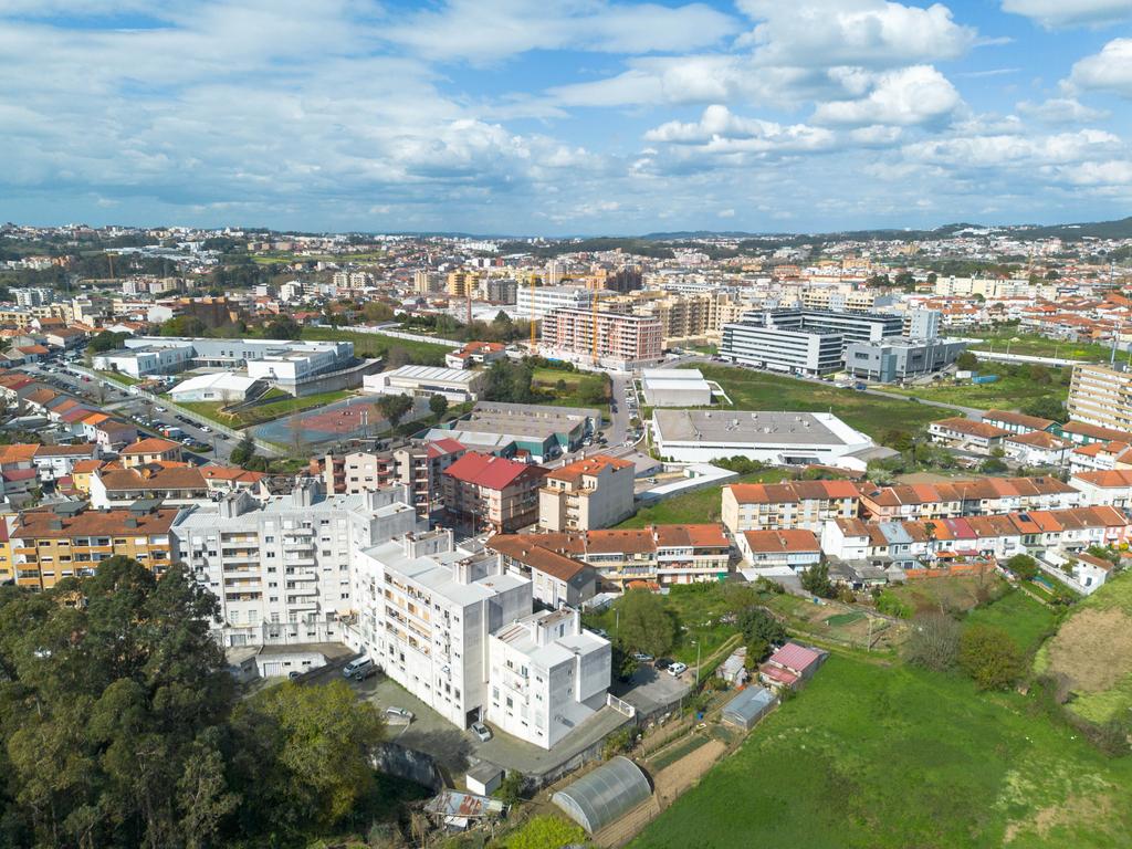 Apartamento T2 Novo com lugar de Estacionamento em Rio Tinto - Image 24