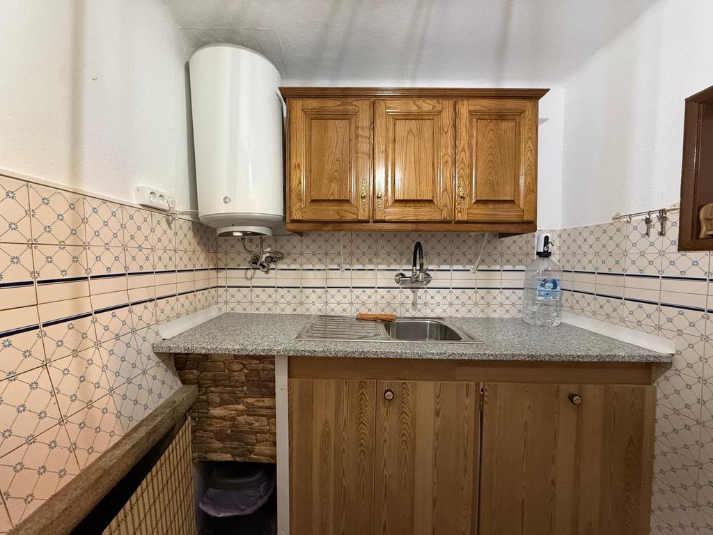 Casa T2, Escalos de Baixo, Castelo Branco - Image 23