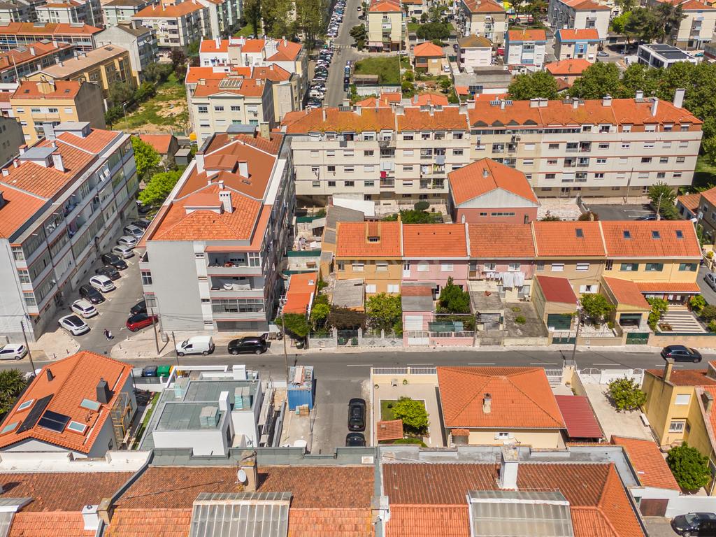 Moradia T4 em Agualva-Cacém (RESERVADO) - Image 4