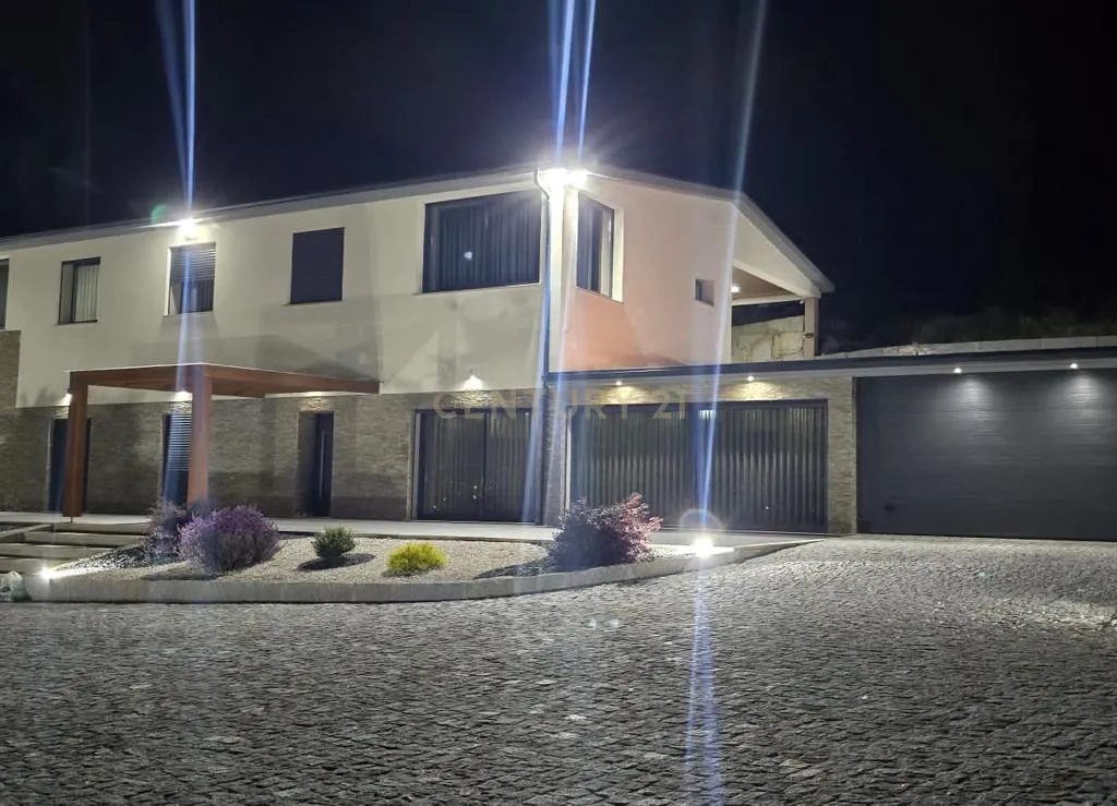 Moradia de Luxo V3 em Cabeça Santa, Penafiel - Image 63