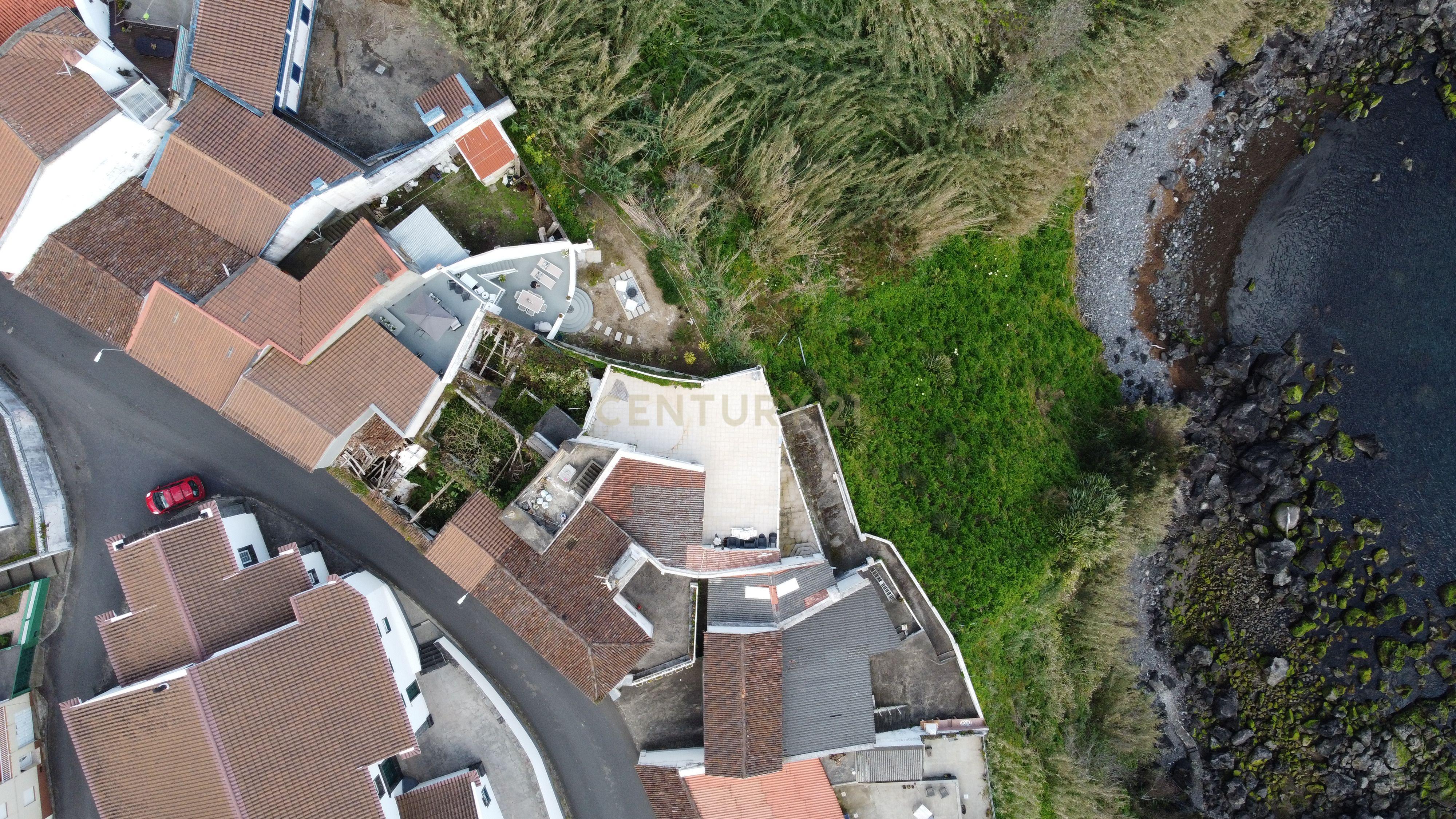 Moradia  na primeira linha do mar em Ribeira Grande - Image 58