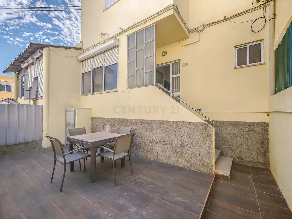 🏡 Moradia T3 Totalmente Remodelada em Camarate, Loures | O Espaço de uma Casa ao Preço de um Apartamento! - Image 23