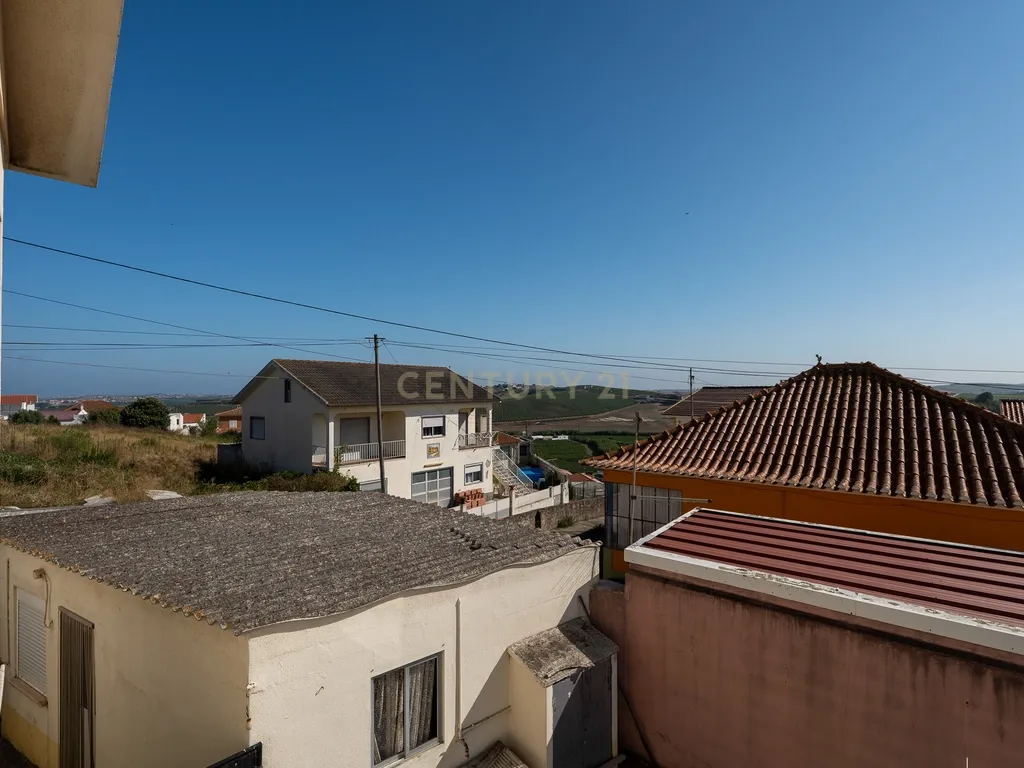 ** Excelente Moradia T3 c/ boas áreas na Ventosa - Torres Vedras ** - Image 55