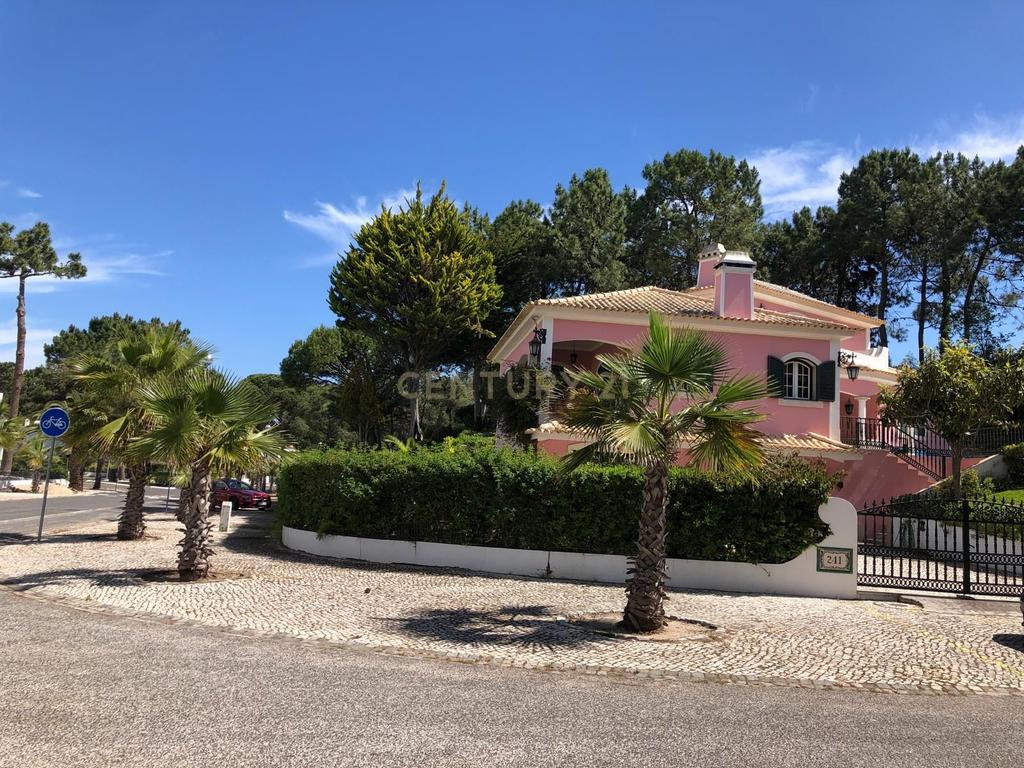 Casa Isolada em SOLTRÓIA  - Luxo e Conforto por 1.490.000€ - Image 48