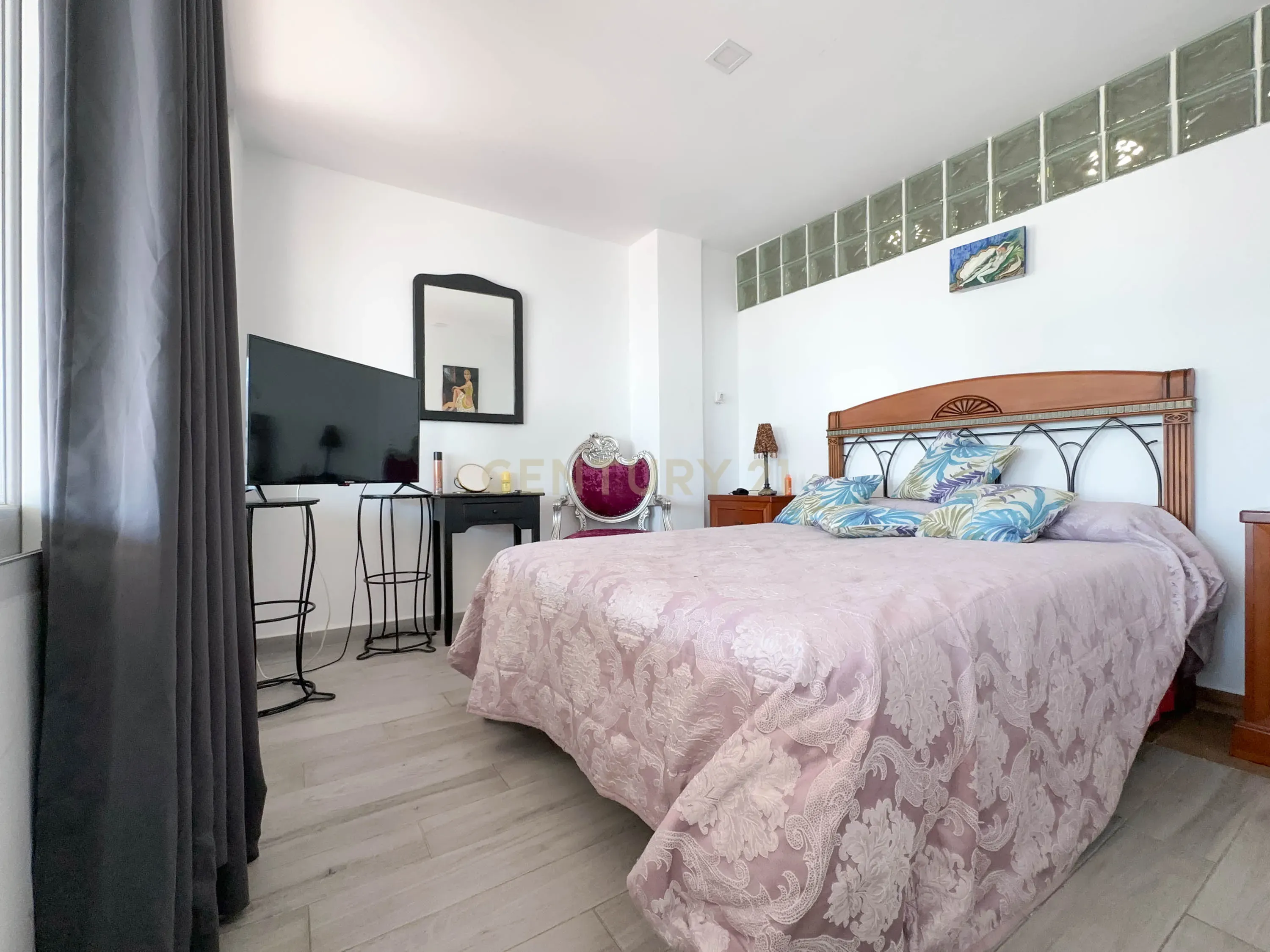 Venda de Apartamento com Amplos Terraços e Vista Panorâmica para o Mar em Torremolinos - Image 17