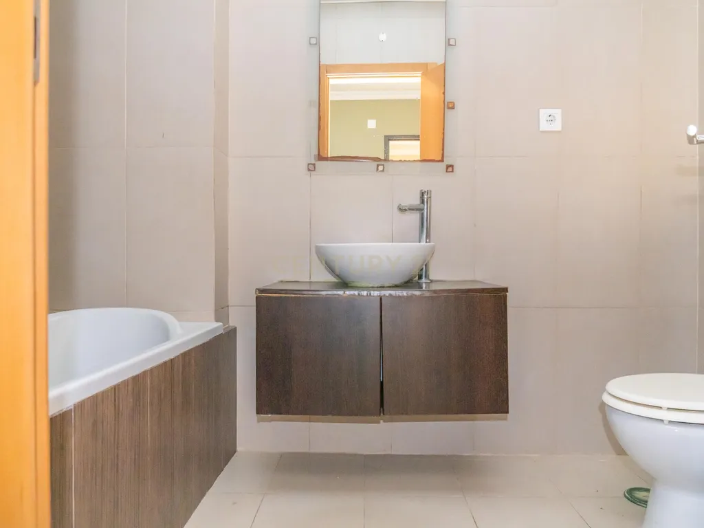 Apartamento T2, com Parqueamento, em Brejos de Azeitão - Image 19