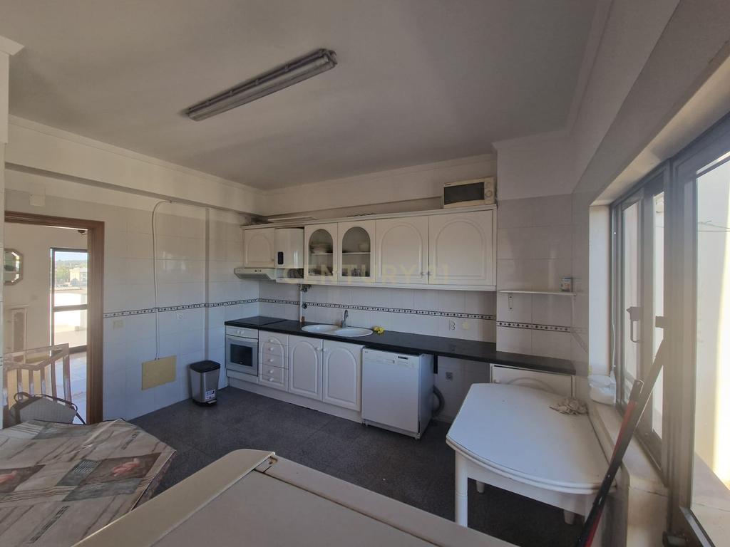 Apartamento T1, São Gabriel, Setúbal - Image 3