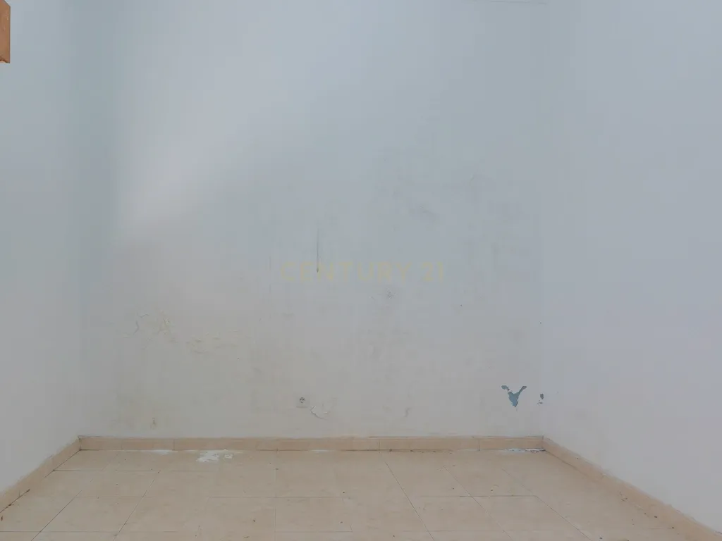 Moradia Isolada com Terreno de 1041 m² – Um Mundo de Possibilidades! - Image 21