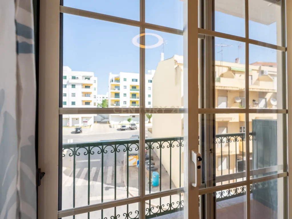 Apartamento T1 em Armação de Pêra | A apenas 2 minutos da praia | Conforto, Localização e excelente Oportunidade de Investimento - Image 5