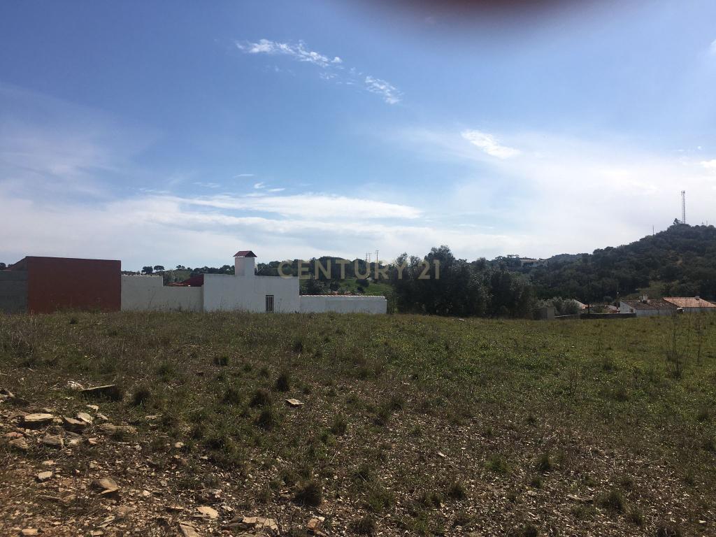 Moradia Rústica T2 + 1 Parreiras -Vale de Santiago a 30 minutos das praias - Image 1