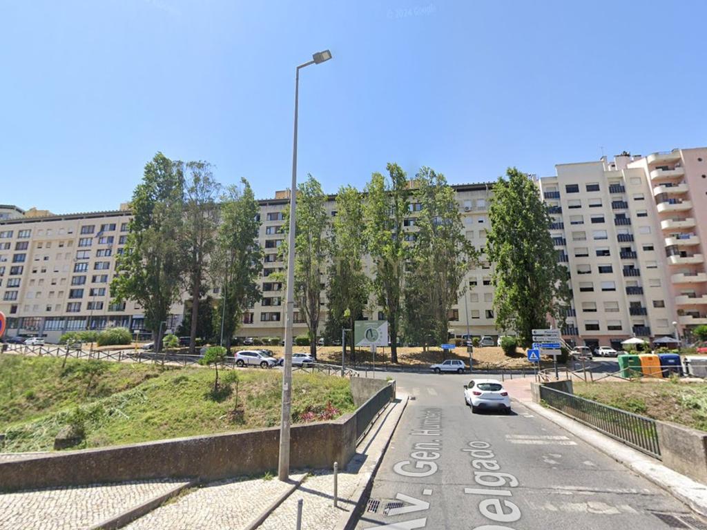 Loja com 98.69 m² | Espaço comercial | Monte Abraão, Queluz - Image 7