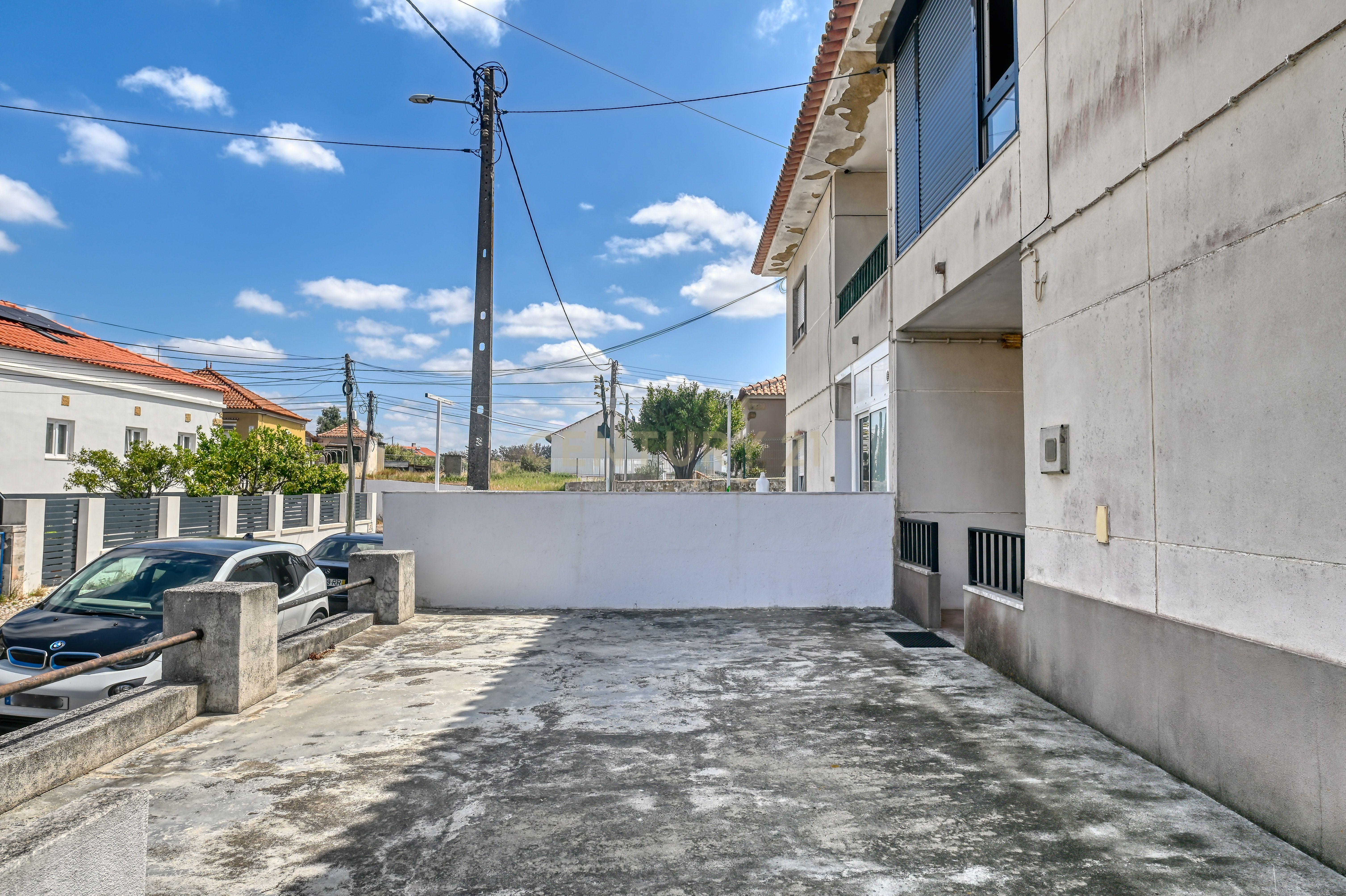 Fotografia 3 de Apartamento T3 em Loures, Lisboa