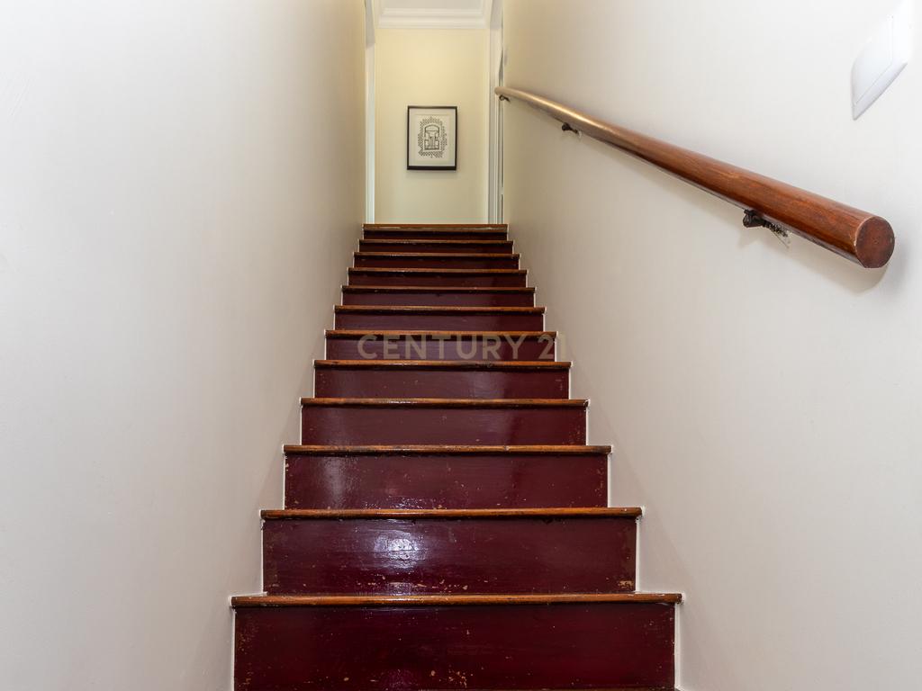 Casa Renovada com Vista para a Cidade em Ponta Delgada - Image 31
