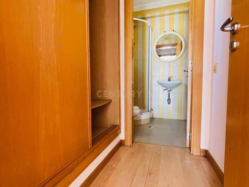 Apartamento T2, com Duas Varandas e Arrecadação, em Aires, Palmela - Image 14