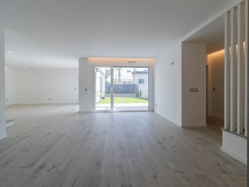 Moradia Contemporânea T3 Construção Nova em Fátima, Ourém - Image 26