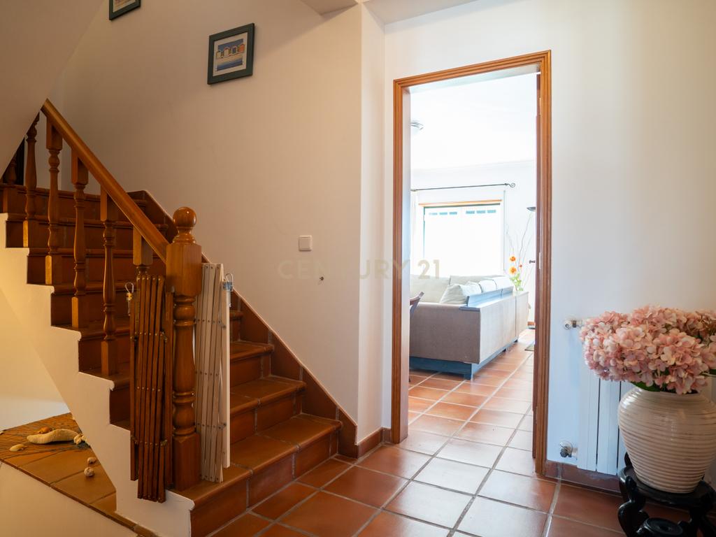 Moradia geminada em Torres Vedras - 4 Quartos e 3 Casas de Banho - Image 23