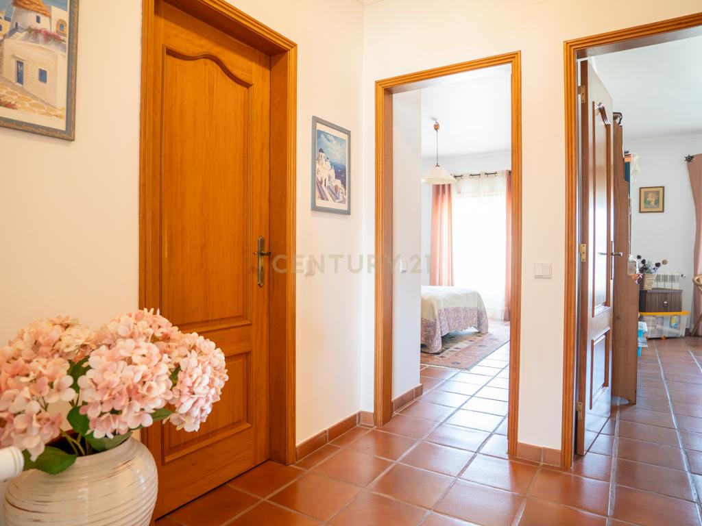 Moradia geminada em Torres Vedras - 4 Quartos e 3 Casas de Banho - Image 20