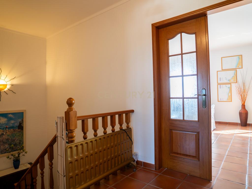 Moradia geminada em Torres Vedras - 4 Quartos e 3 Casas de Banho - Image 33