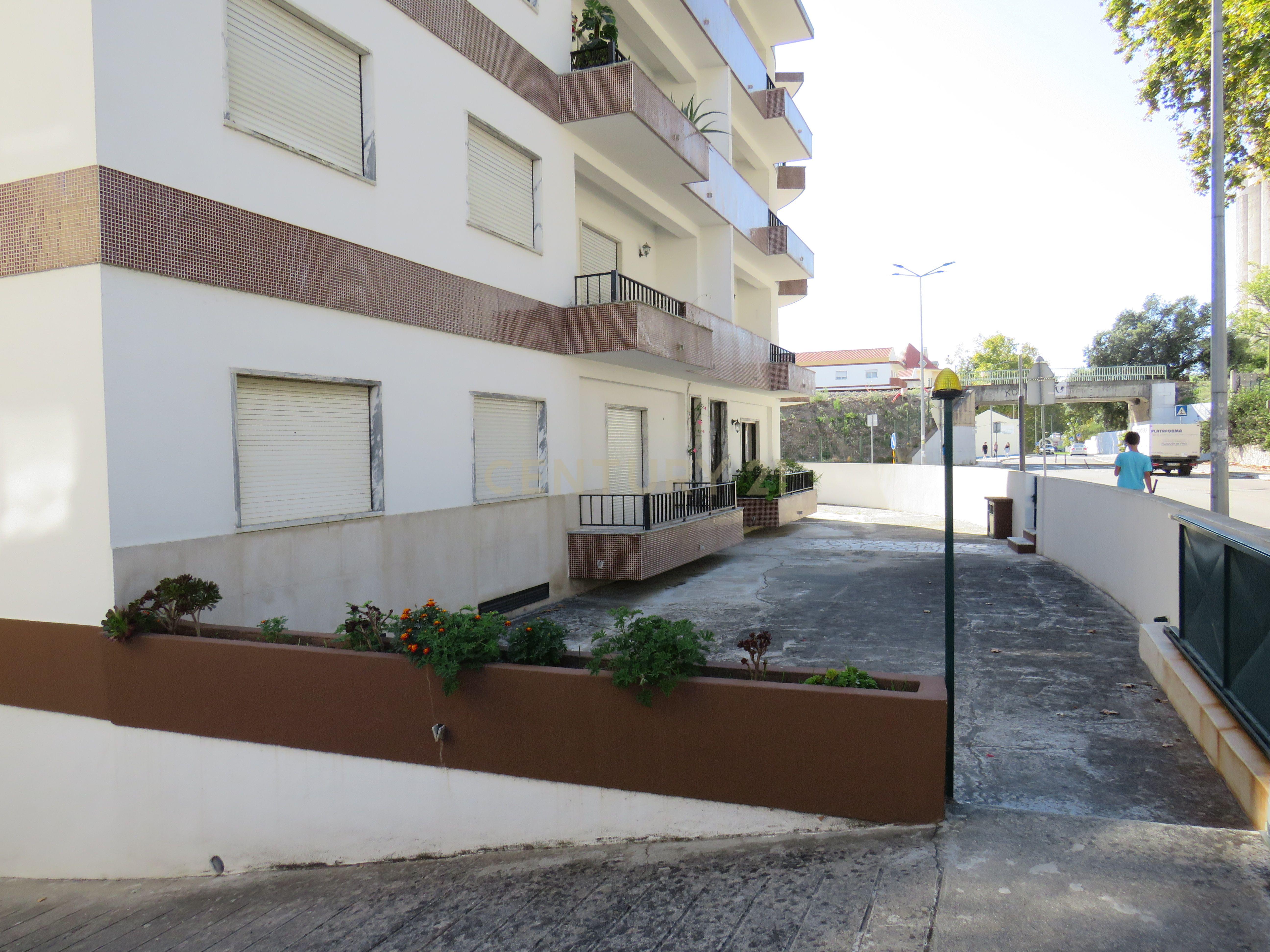 Apartamento T4 à venda em Caldas da Rainha - Santo Onofre e Serra do Bouro, Caldas da Rainha — foto 2