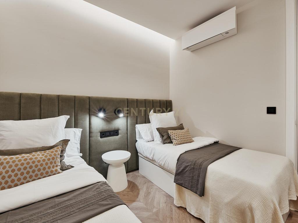 Luxuosa Moradia Renovada em Madrid, Comunidad de Madrid - Image 19