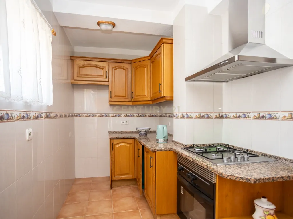 Apartamento T3 com Vista Deslumbrante sobre a Baía de Setúbal – Bairro dos Pescadores, Reboreda - Image 10