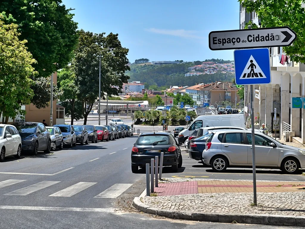 Apartamento T2 em Massamá com Varanda e arrecadação - Image 19