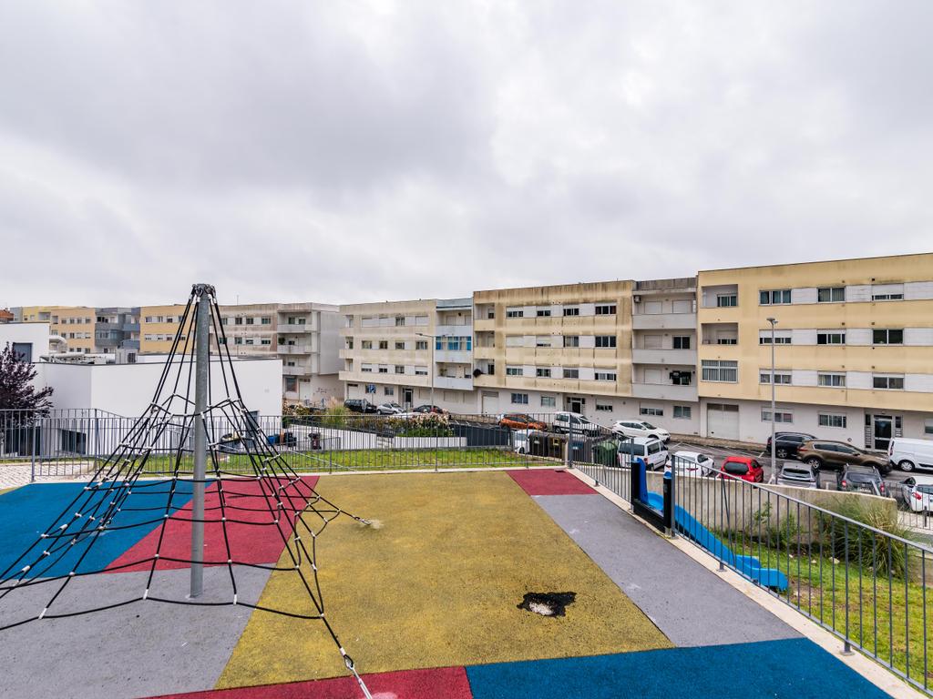 Apartamento T2 com Terraço em Loures - Excelente Oportunidade! - Image 21