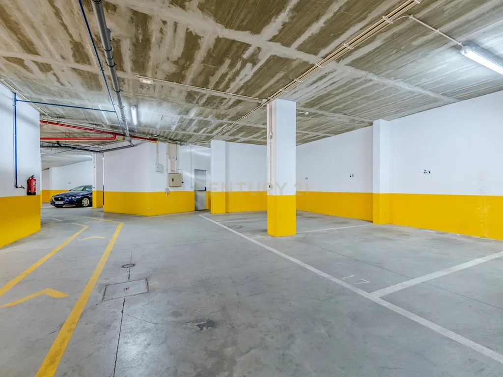 Apartamento T2 - Oportunidade Única a 5 Min da Praia da Rocha! - Image 32