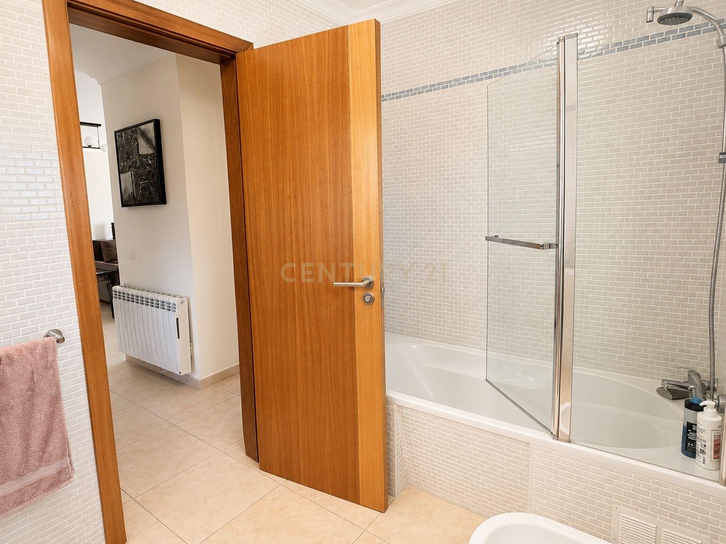 Fotografia 9 de Penthouse Com 3 Quartos, Piscina e Garagem