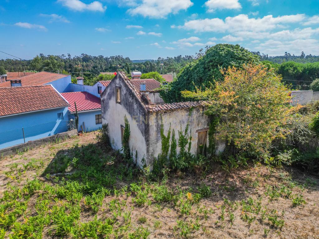 Propriedade com duas casas para reabilitar, terreno e poço na Costeira – Figueira da Foz - Image 18