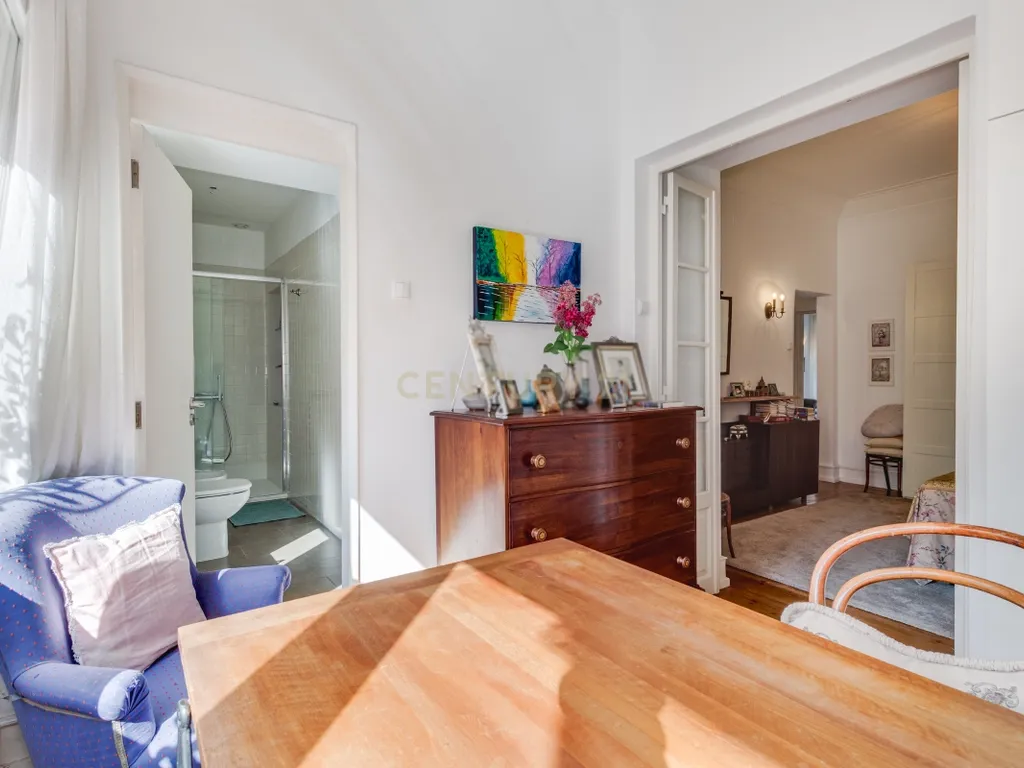 Espetacular T7 no Areeiro, Lisboa - 225m² de Conforto - Image 13
