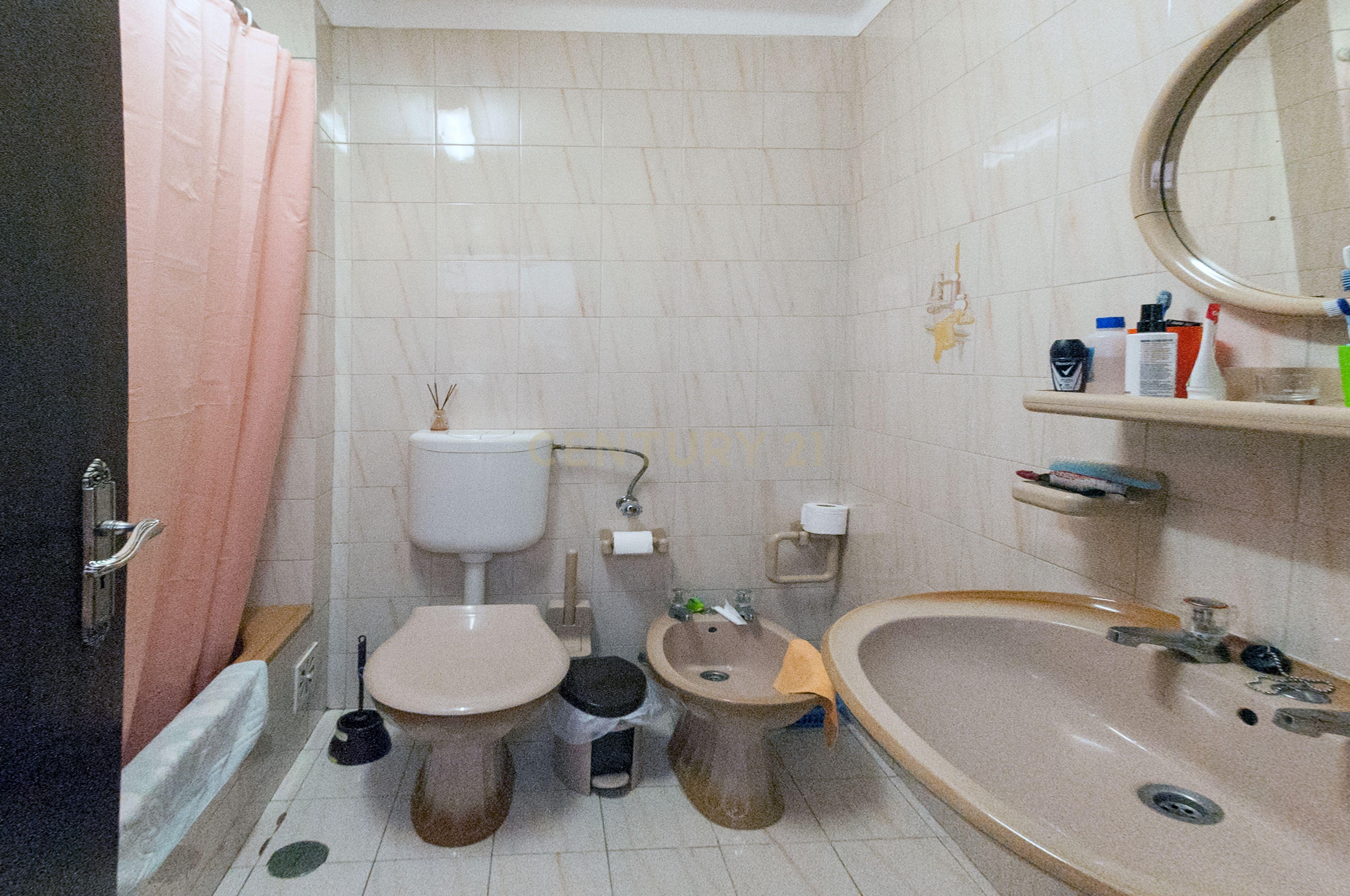 Apartamento T3 em Peniche, Atouguia da Baleia, perto da praia e com boa exposição solar - Image 16