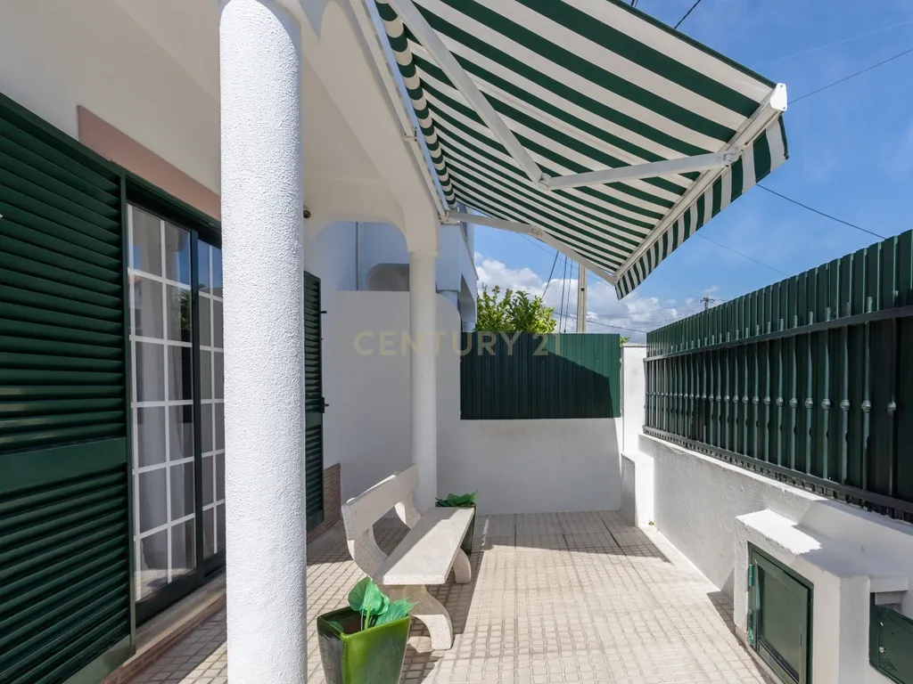 Moradia T3 na Quinta do Conde / Sesimbra com Excelente Localização - Image 2