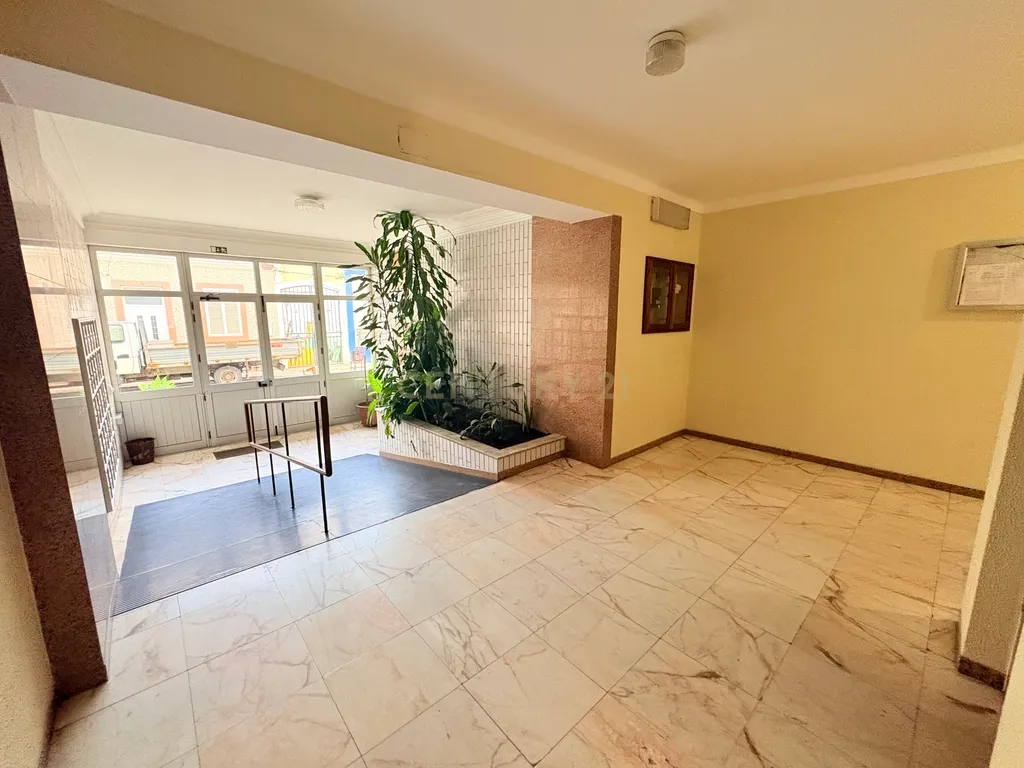 Apartamento T3 para arrendamento em Setúbal - Image 27