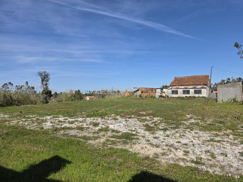 Casa para Recuperar em Marinha Grande, Leiria - Image 11