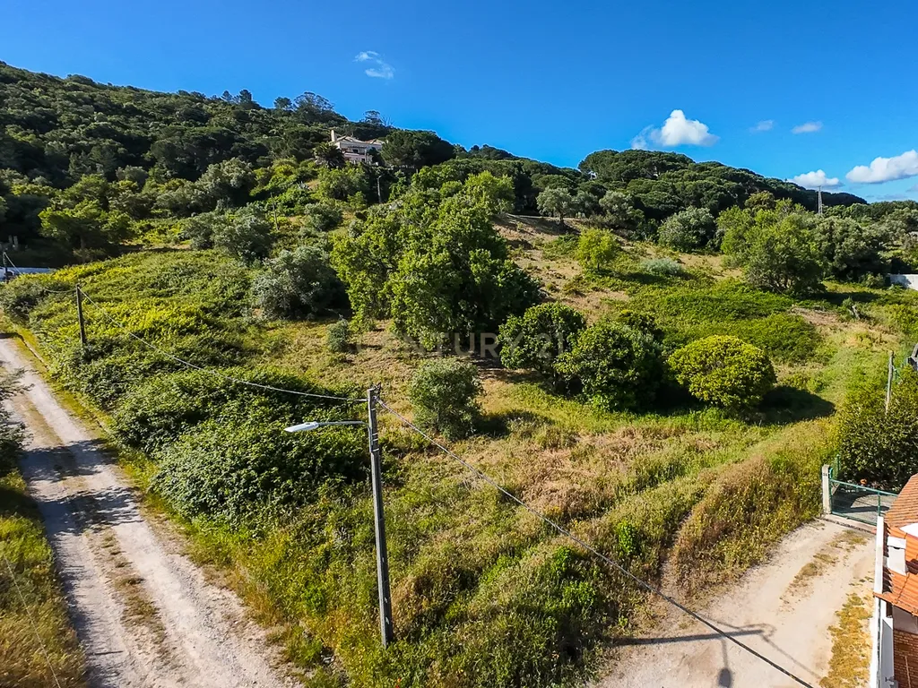 🏡 Terreno de Sonho com Vista para Lisboa: - Image 9
