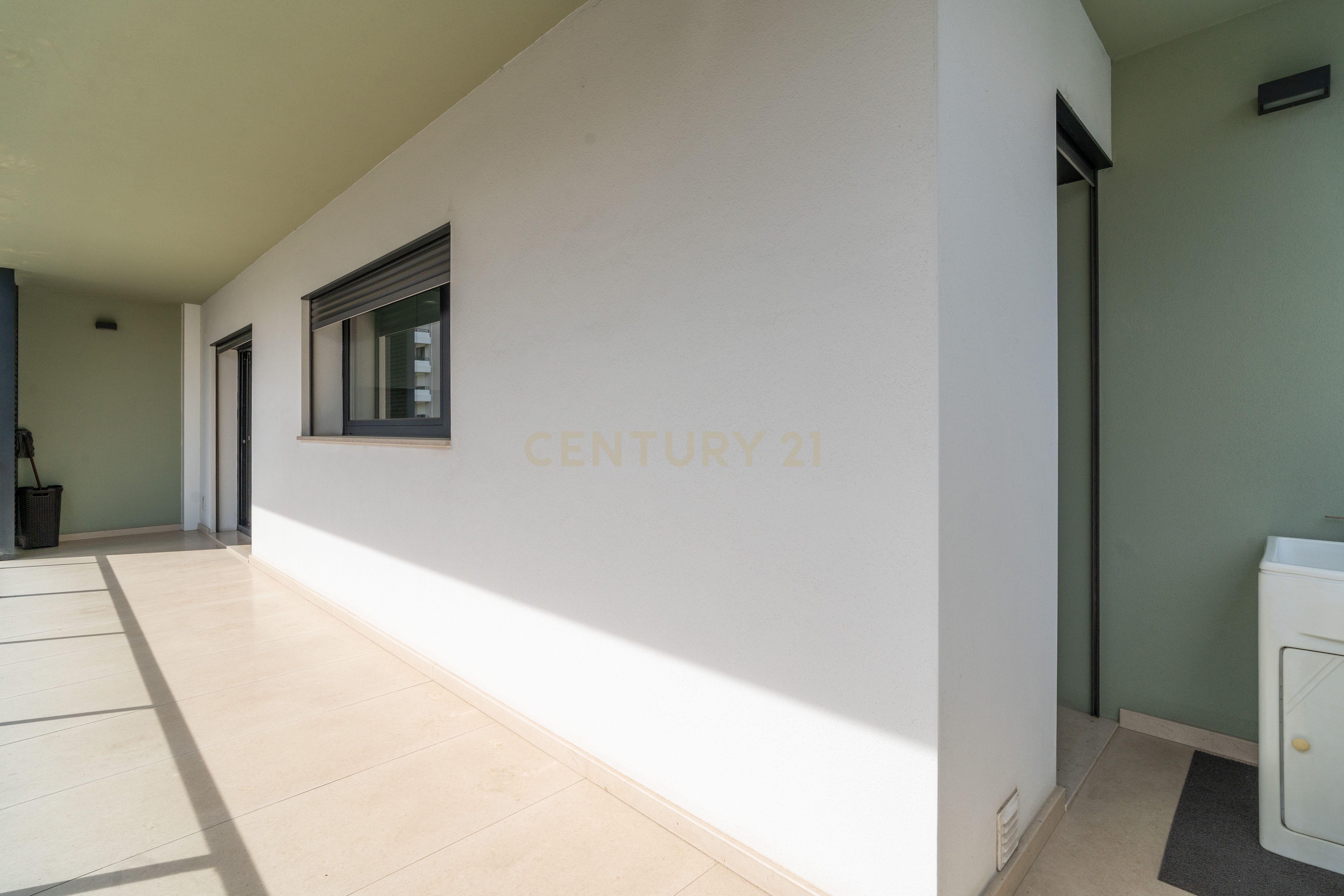 Requintada Penthouse T6 em Celas - Coimbra - Image 9