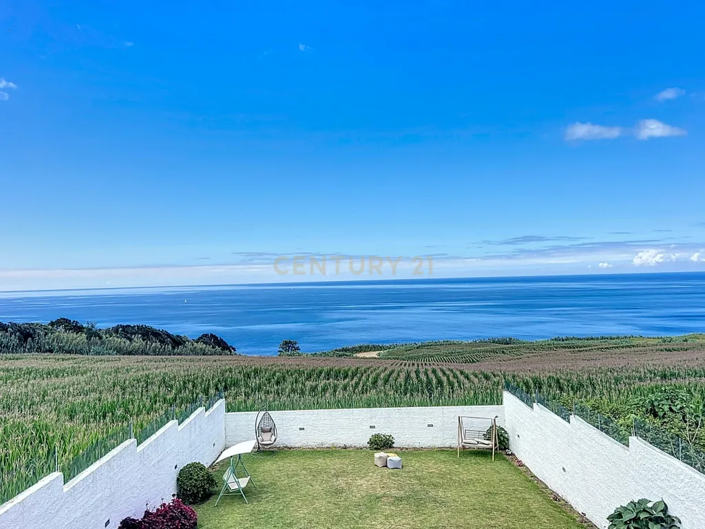 🏡 Moradia Única com Vista Mar — 3 Apartamentos | AL em Funcionamento | Feteiras, Ponta Delgada - Image 14