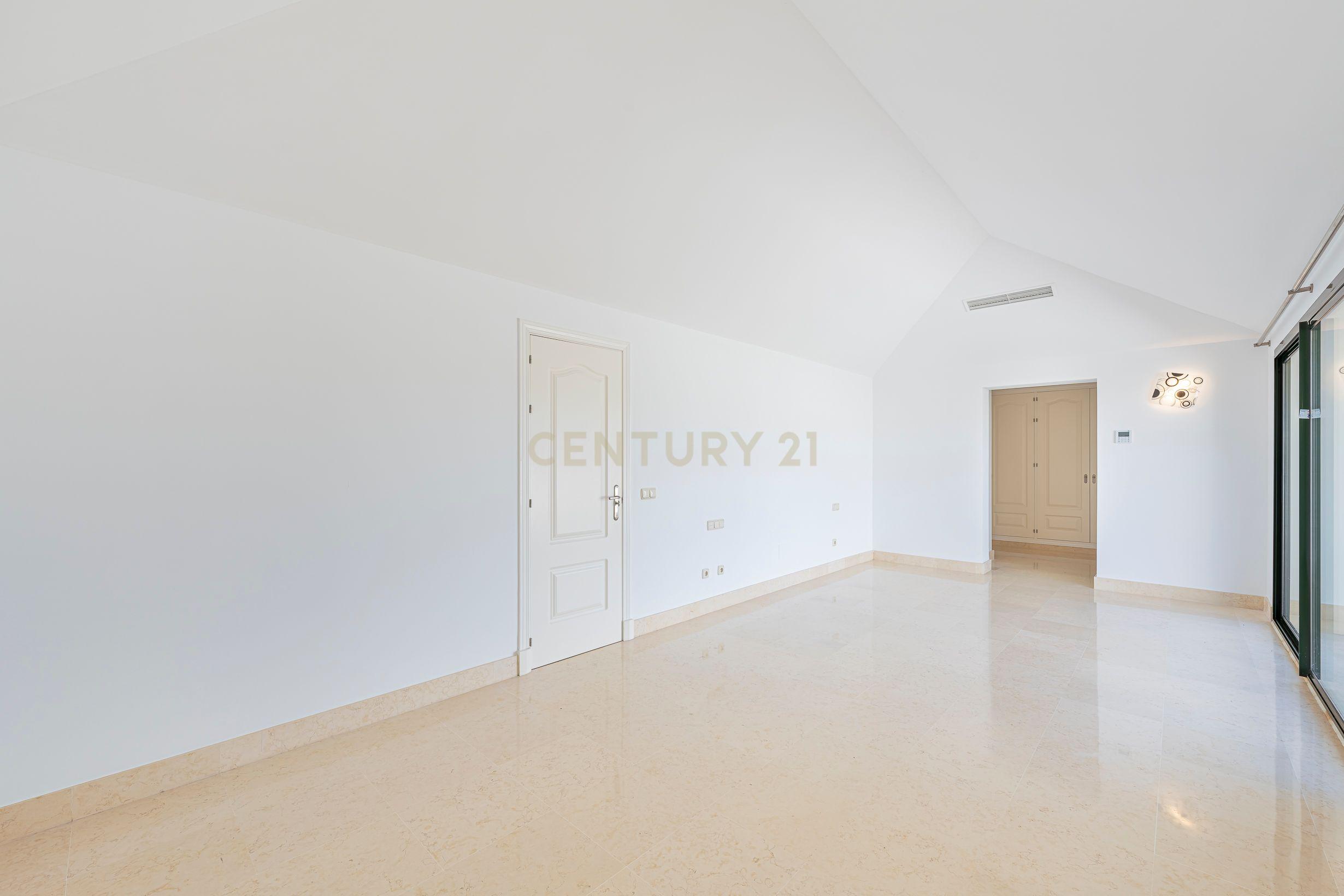 Penthouse de luxo com 4 quartos em Capanes del Golf, Benahavís - Vistas panorâmicas e serviços exclusivos - Image 11