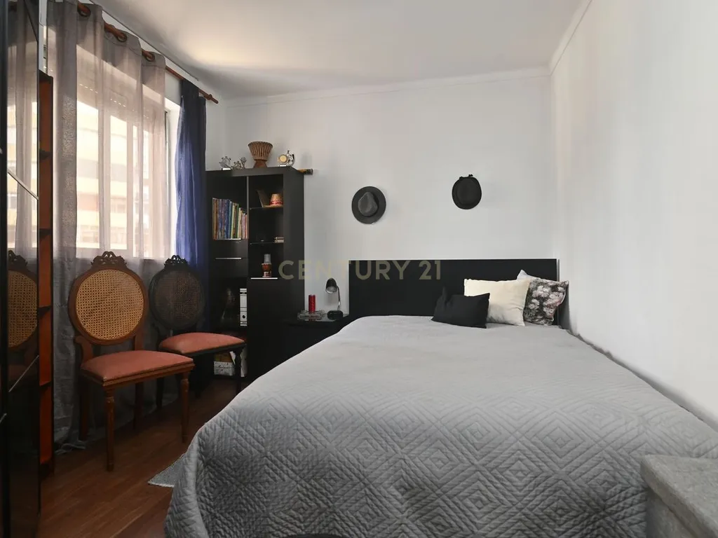 Apartamento T3 no Parque das Nações, junto ao metro de Moscavide. - Image 14