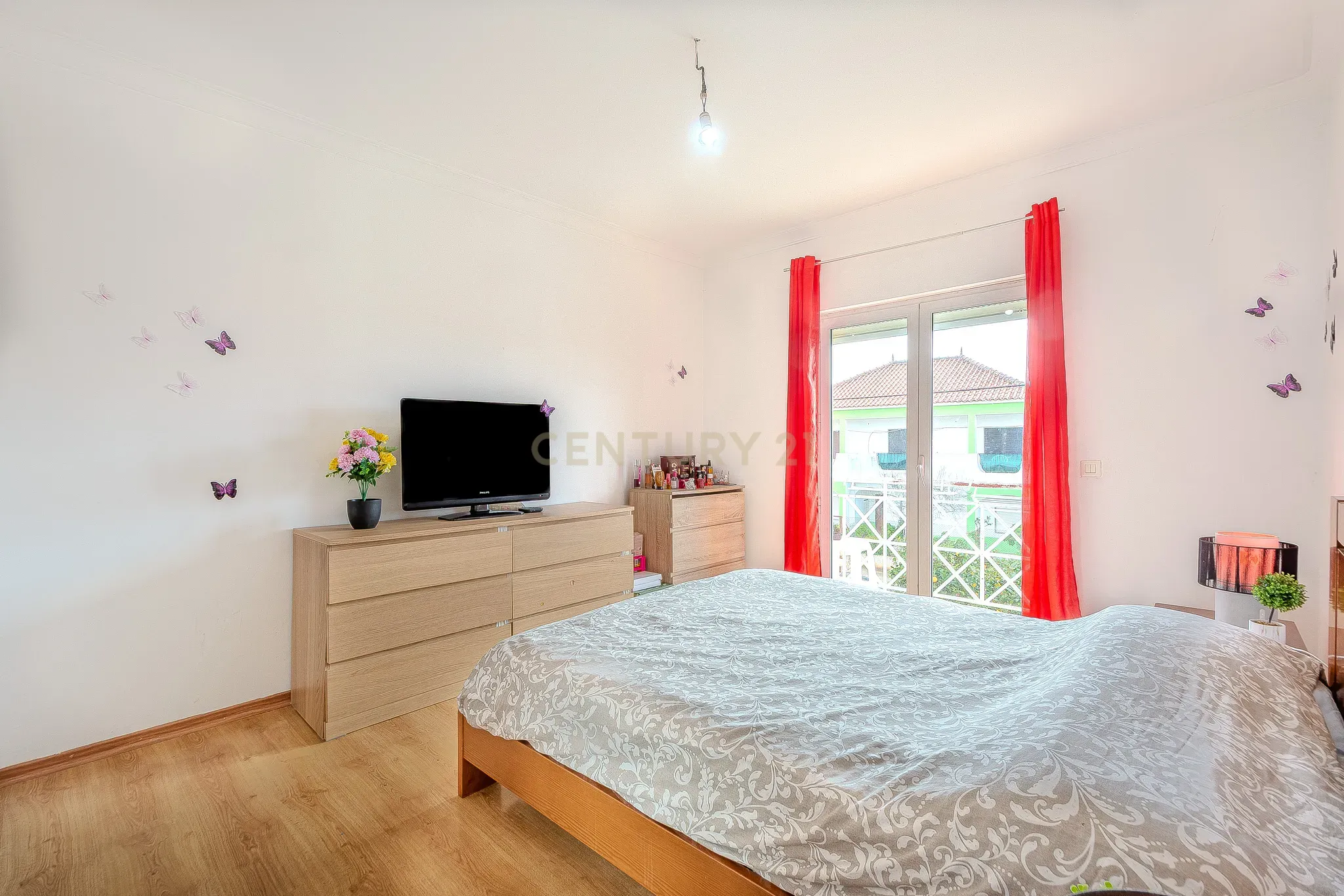 Moradia T2 com Garagem e Logradouro - Ferreiras, Albufeira - Image 23