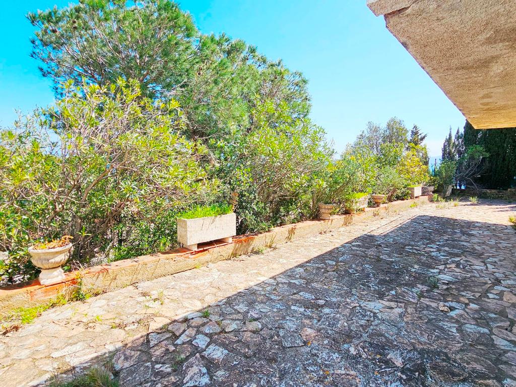 Moradia independente com vistas panorâmicas para o mar em Grifeu – Cap Ras, Llançà - Image 36