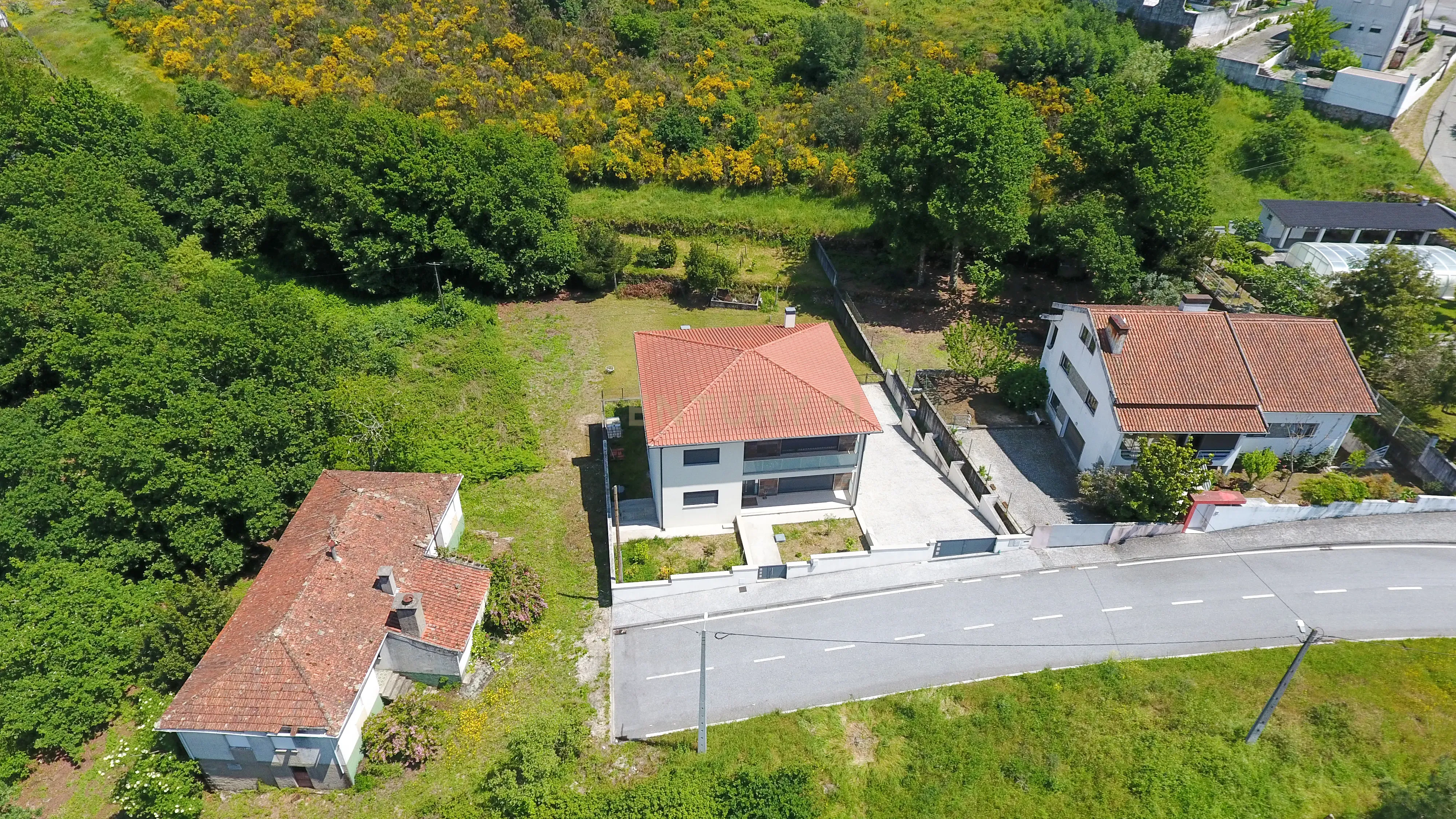 Moradia isolada em Abraveses, Viseu - Image 25