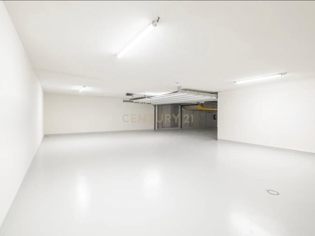 Moradia de Luxo com Vista para o Tejo - Alto Santo Amaro - Image 25