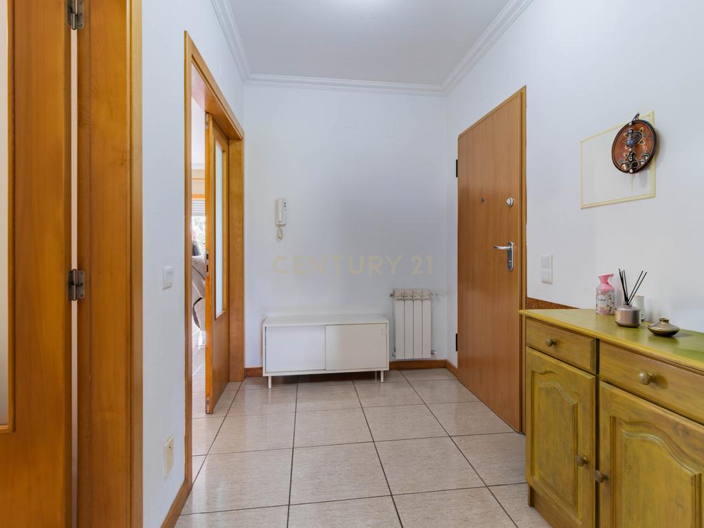 🌿 Oportunidade Única: T3 em Condomínio Fechado com Vista Deslumbrante e Máxima Tranquilidade! - Image 6