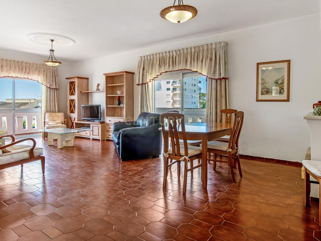 Apartamento T2 em Alvor a 5m da praia três irmãos - Image 2