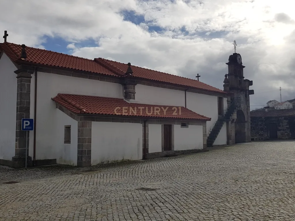 Casa T2 em Boticas com Jardim e Vista para a Montanha - Image 13