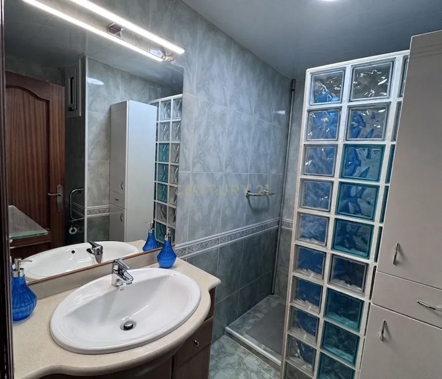 Excelente oportunidade de apartamento em Badalona! - Image 19
