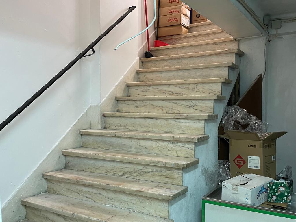 Benfica, Espaço Comercial com 50+120m2 de cave - Image 18