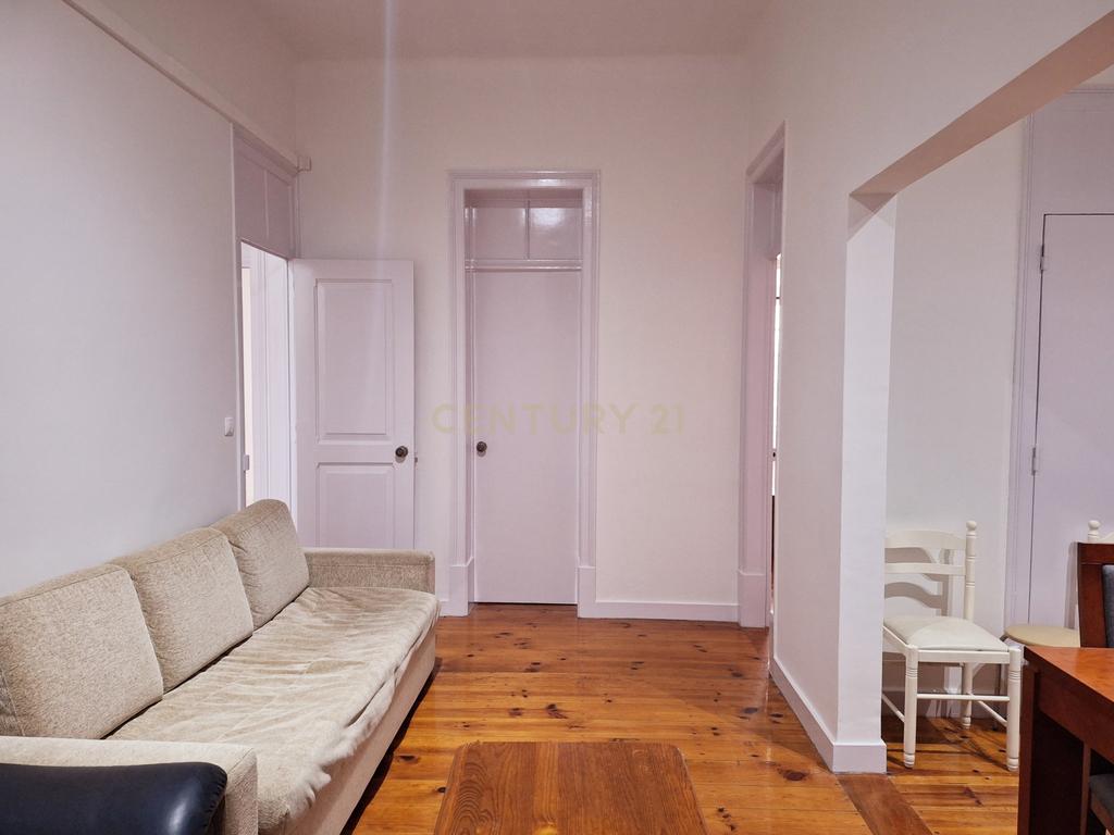 Apartamento T3 para Arrendamento em Campolide - Image 16